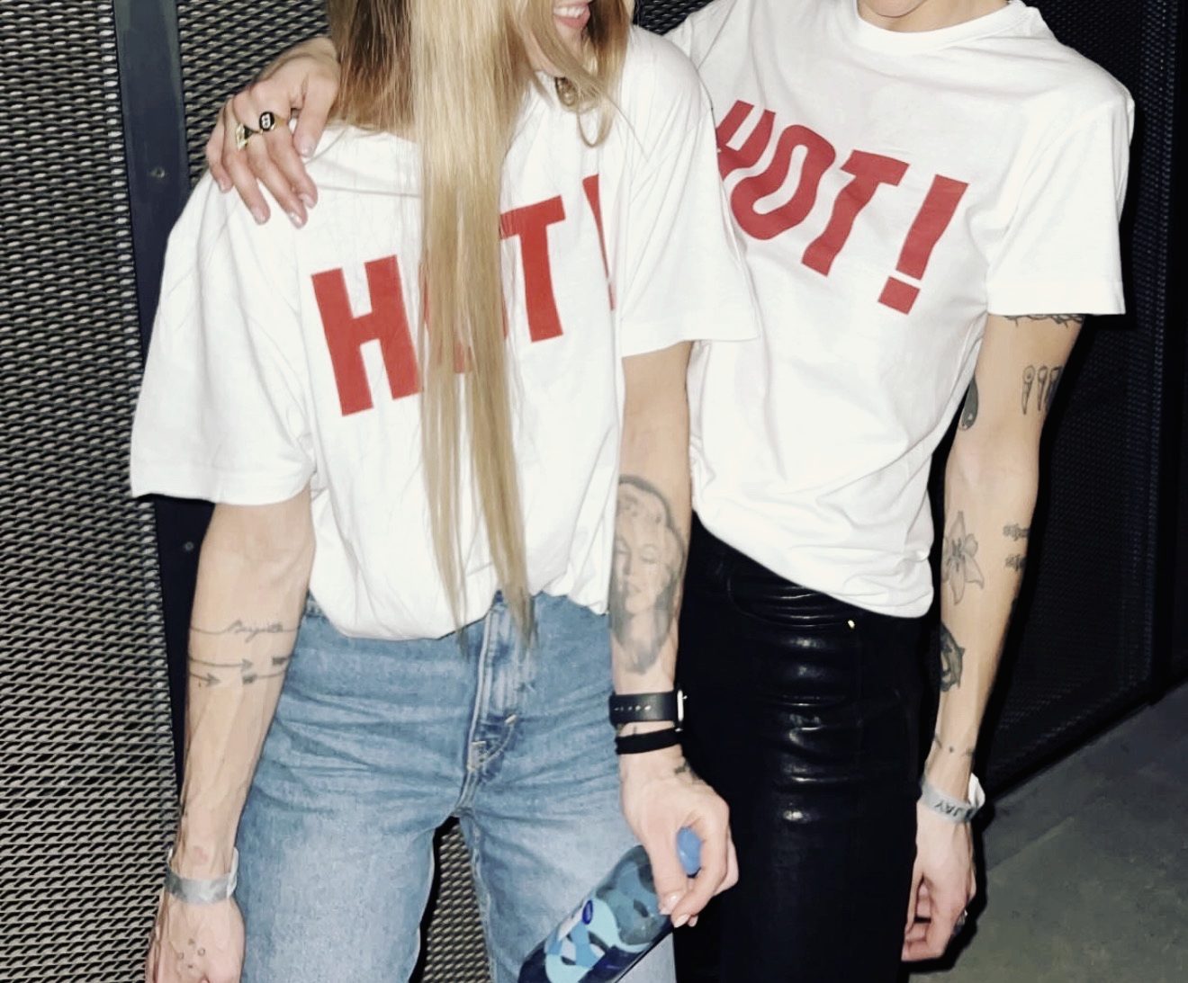 To fans i HOT!-T-shirts