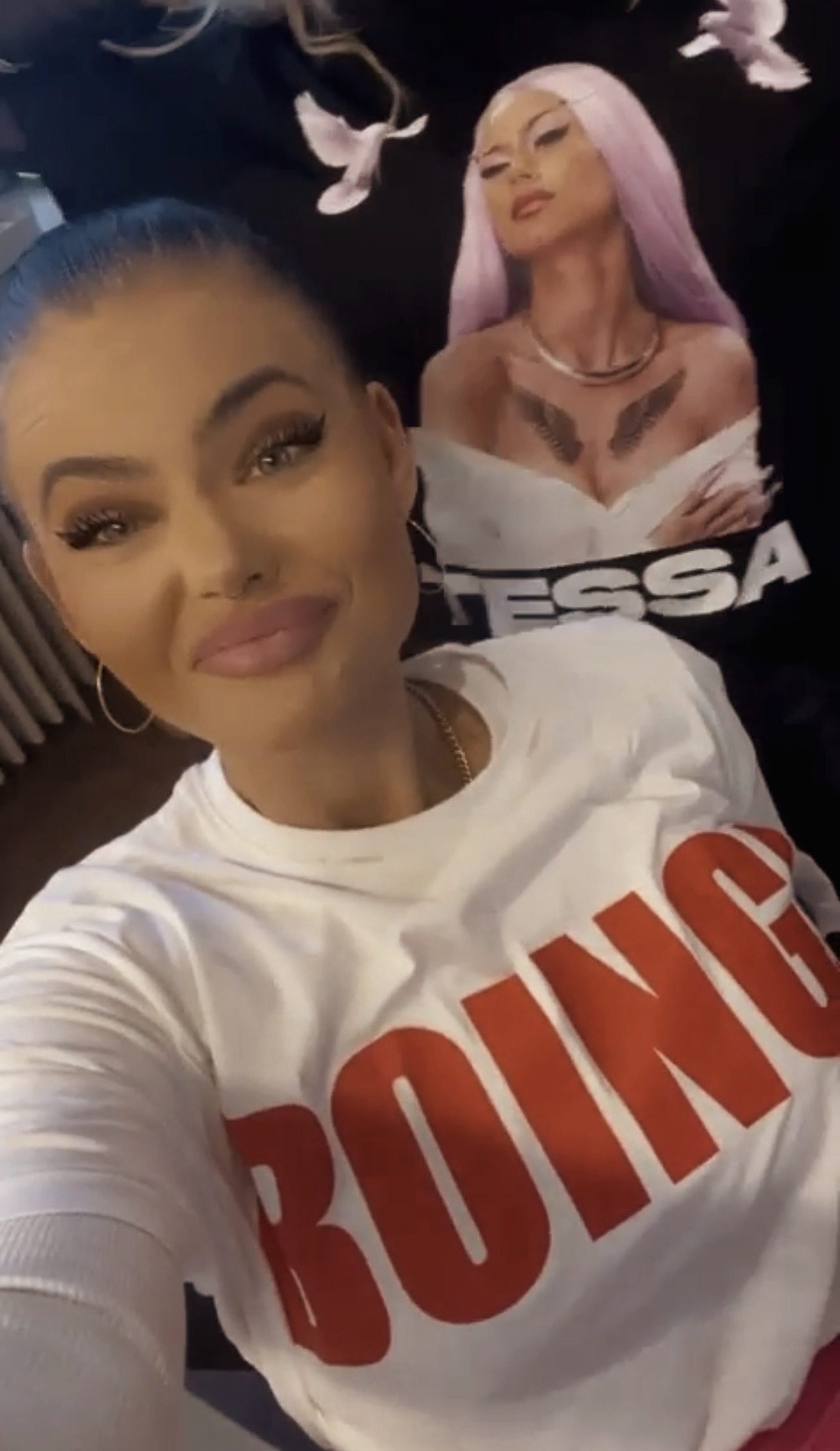 Fan i BOING!-T-shirt